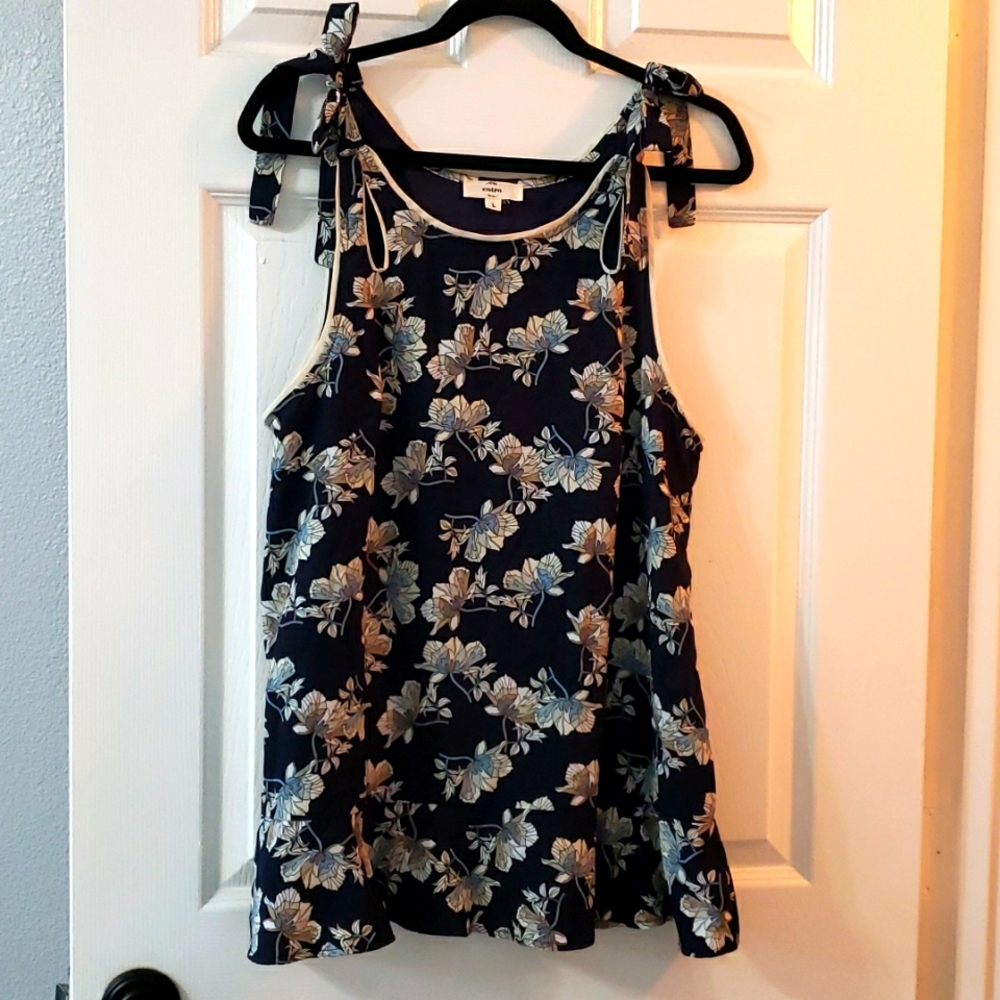 Entro top, NWOT